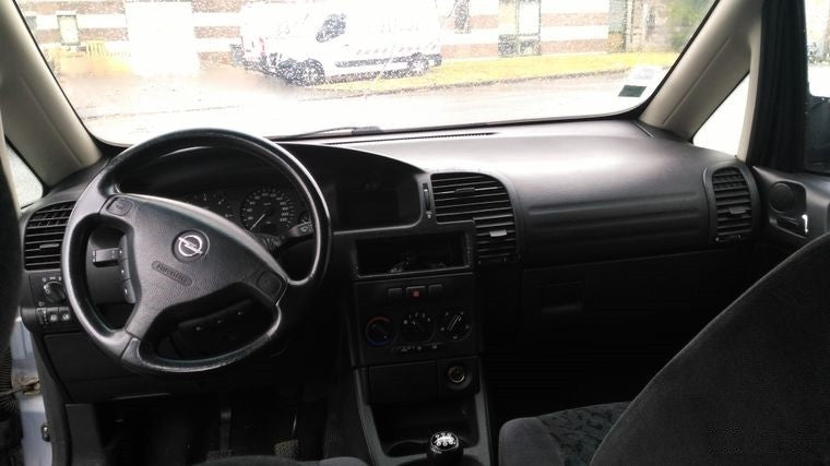 Opel zafira 2.0 dti 2002 7 places