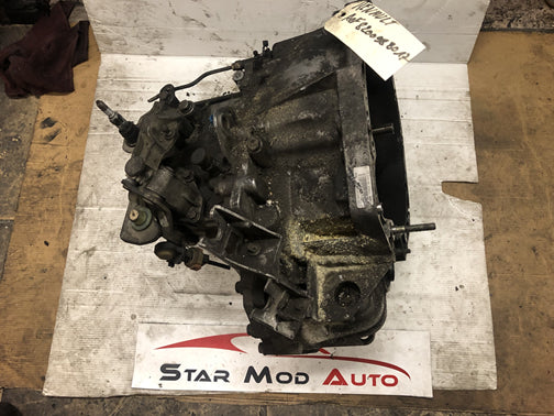 boite de vitesse Renault réf 8200988017