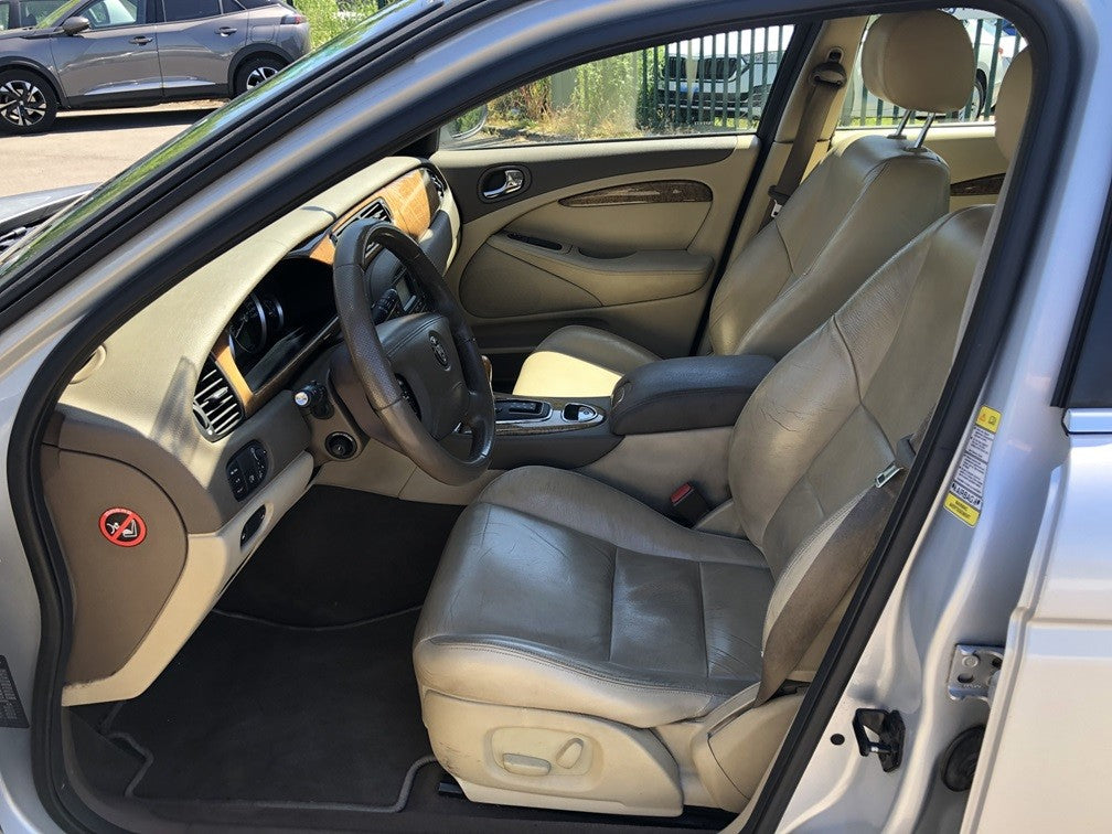 jaguar x type 2.7 v6 diesel année 2008 boite automatique