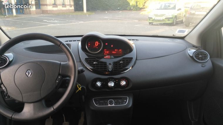 RENAULT TWINGO PHASE 3 ESSENCE 2011 55000 km