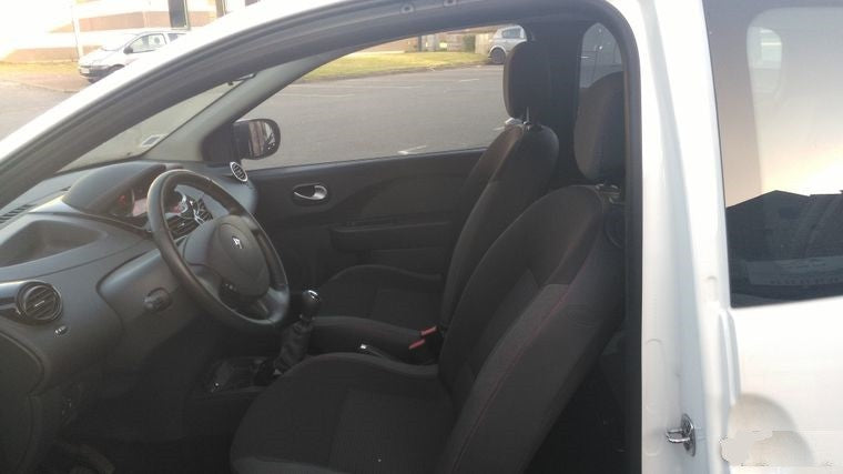 RENAULT TWINGO PHASE 3 ESSENCE 2011 55000 km