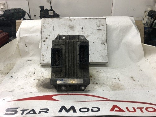 calculateur moteur Opel Meriva 1.7 cdti Isuzu Denso réf 98000322