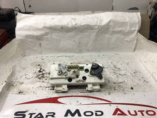 commande de clim Citroën c4 berline 1.6 hdi 110 cv 2006