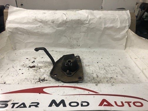 support boite de vitesse Citroën c4 1.6 hdi 110 cv 2006