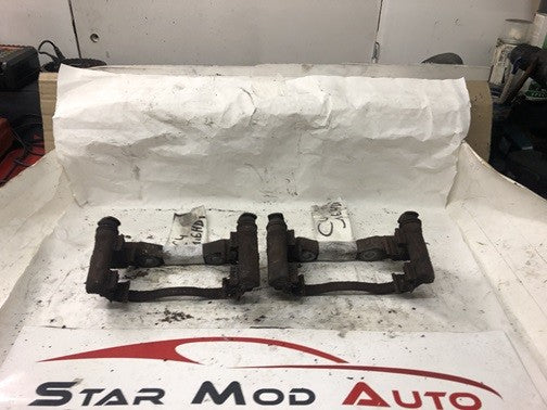 support étrier de frein avant Citroën c4 1.6 hdi 110 cv 2006