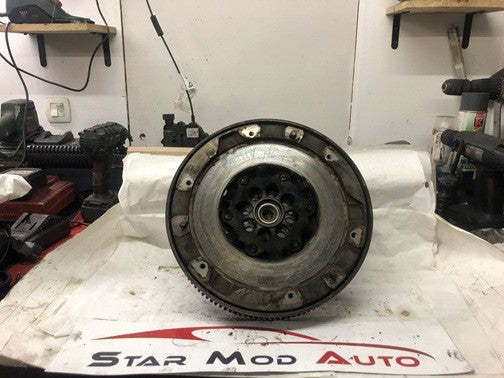 volant moteur Bmw série 1 2.0 118d n47 d occasion