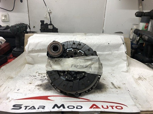 embrayage Renault 2.2 dci avec butée d'occasion