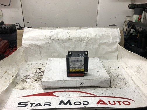 calculateur airbag Citroën c3 1.4 hdi phase 1 réf 9647794180