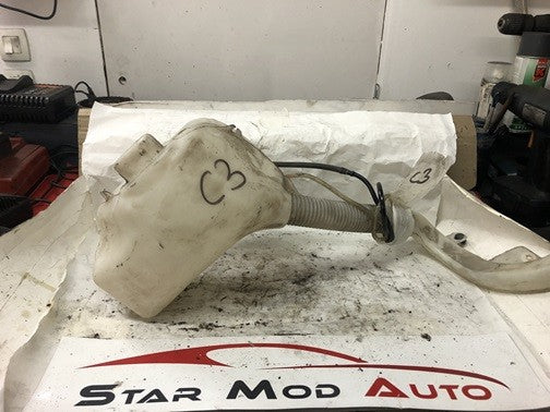 réservoir de liquide de lave glace avec pompe électrique Citroën c3 année 2003