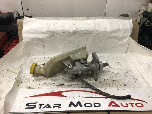 maître cylindre de frein Citroën c3 1.4 hdi année 2003
