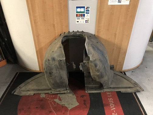 par boue avg avd Peugeot 307 1.6 hdi phase 1 année 2004