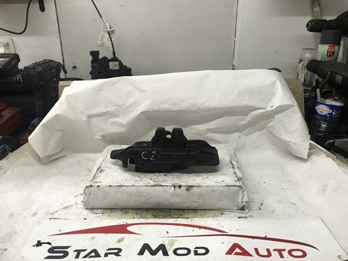 serrure de malle arrière Citroën c2 année 2006