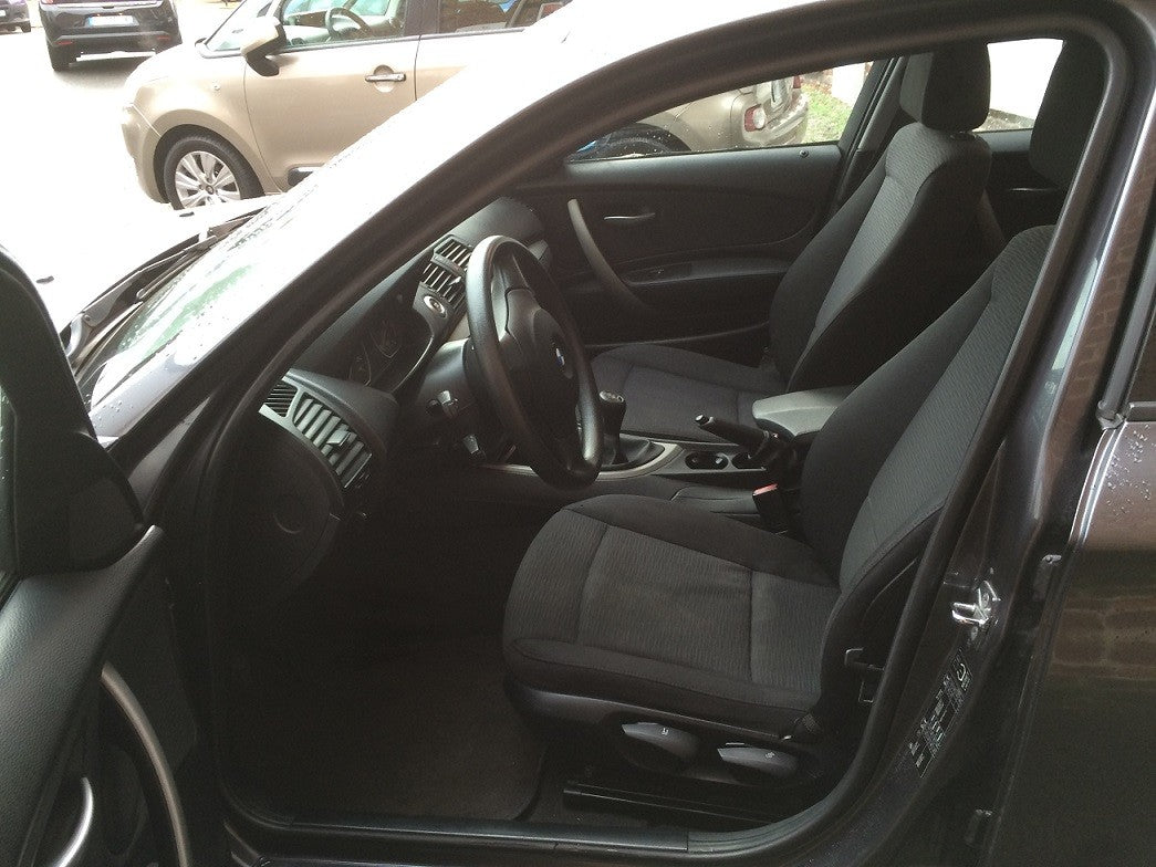 BMW série 1 118 D couleur noir 184 000 km 7 cv fiscales 143 CV année 2008