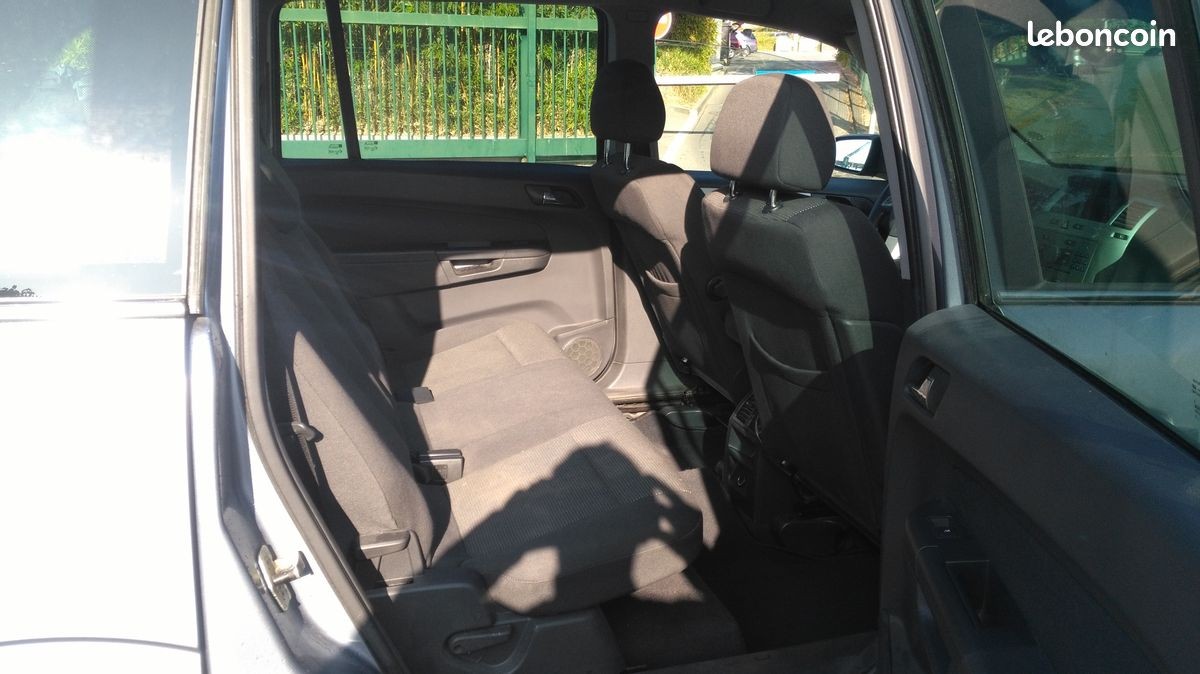 OPEL Zafira B 1,9 CDTI 120 cv 7 places année 2008
