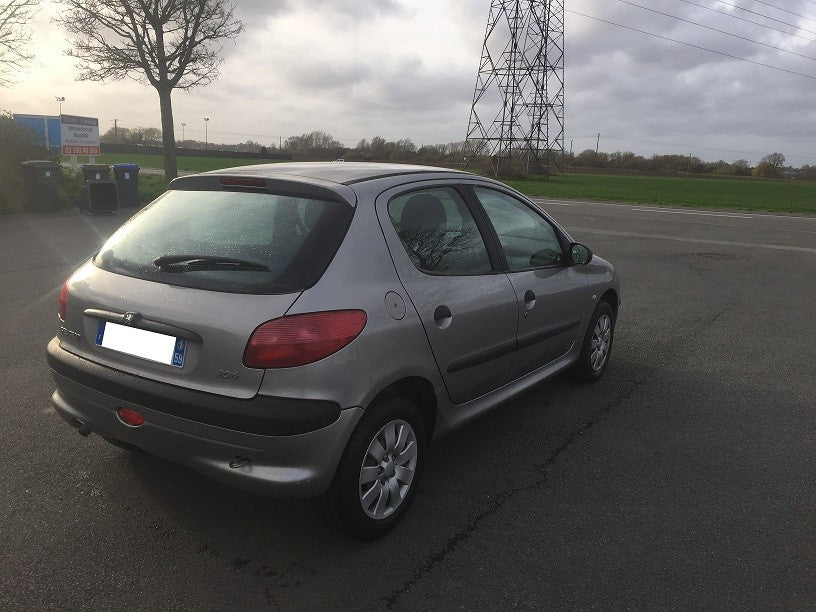 PEUGEOT 206 1.9 D 5 PORTE ANNÉE 2003