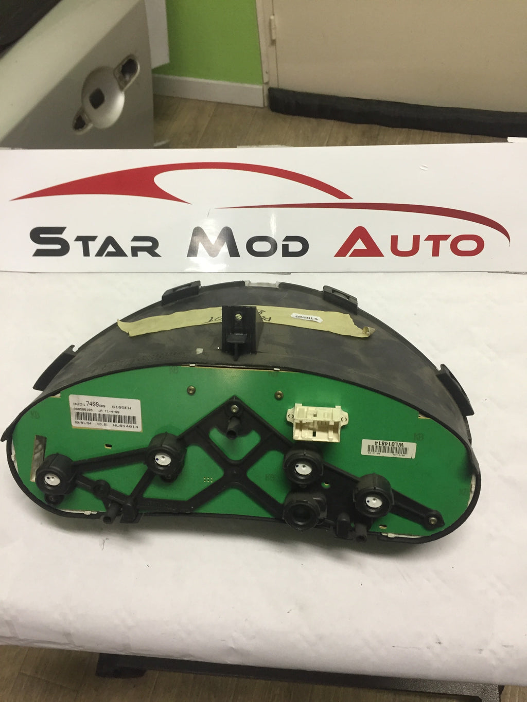 compteur Peugeot 206 1.4 essence année 2001