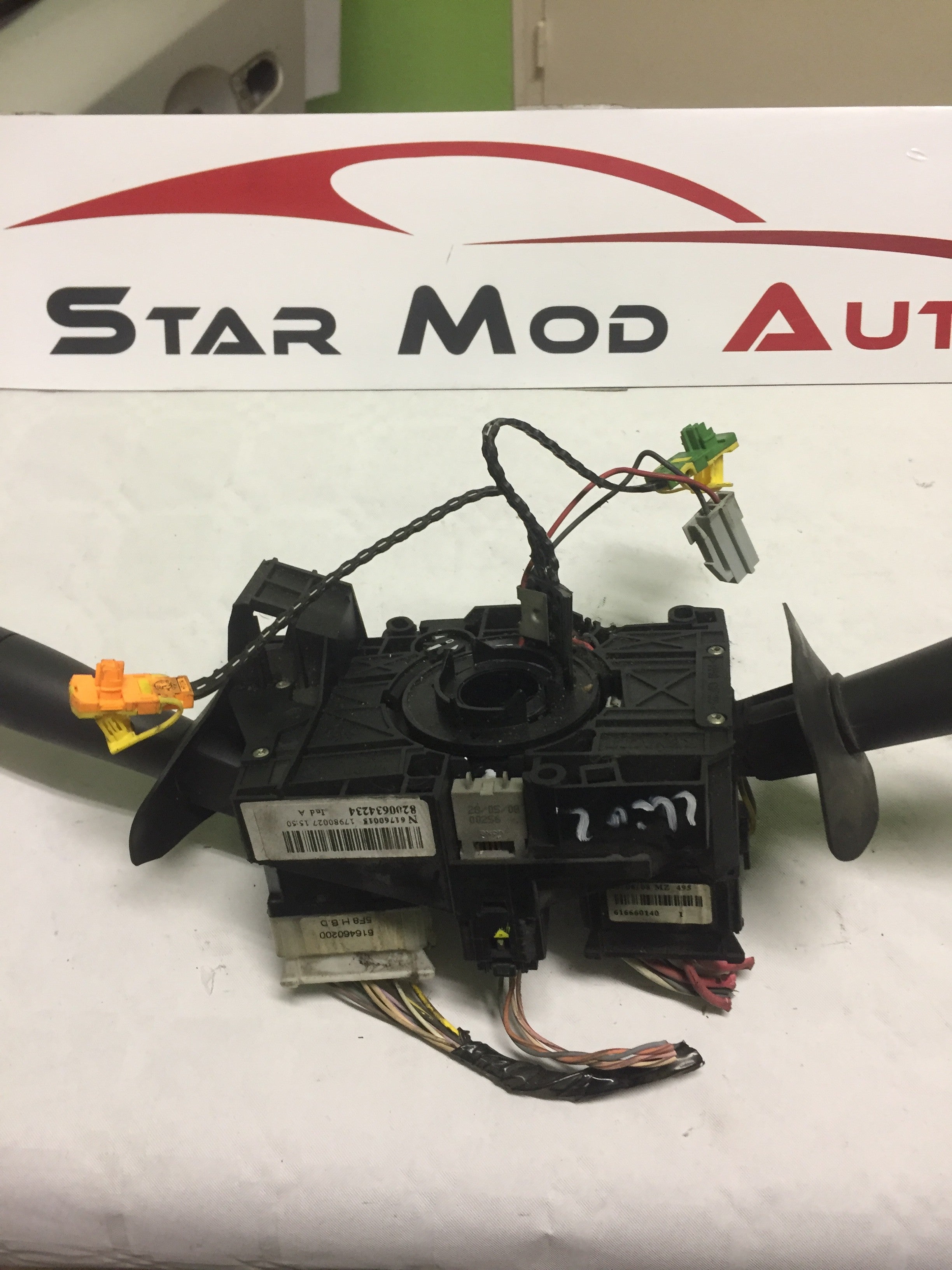 comme 2000 Renault Clio 1 phase 2 1.6 essence année 99