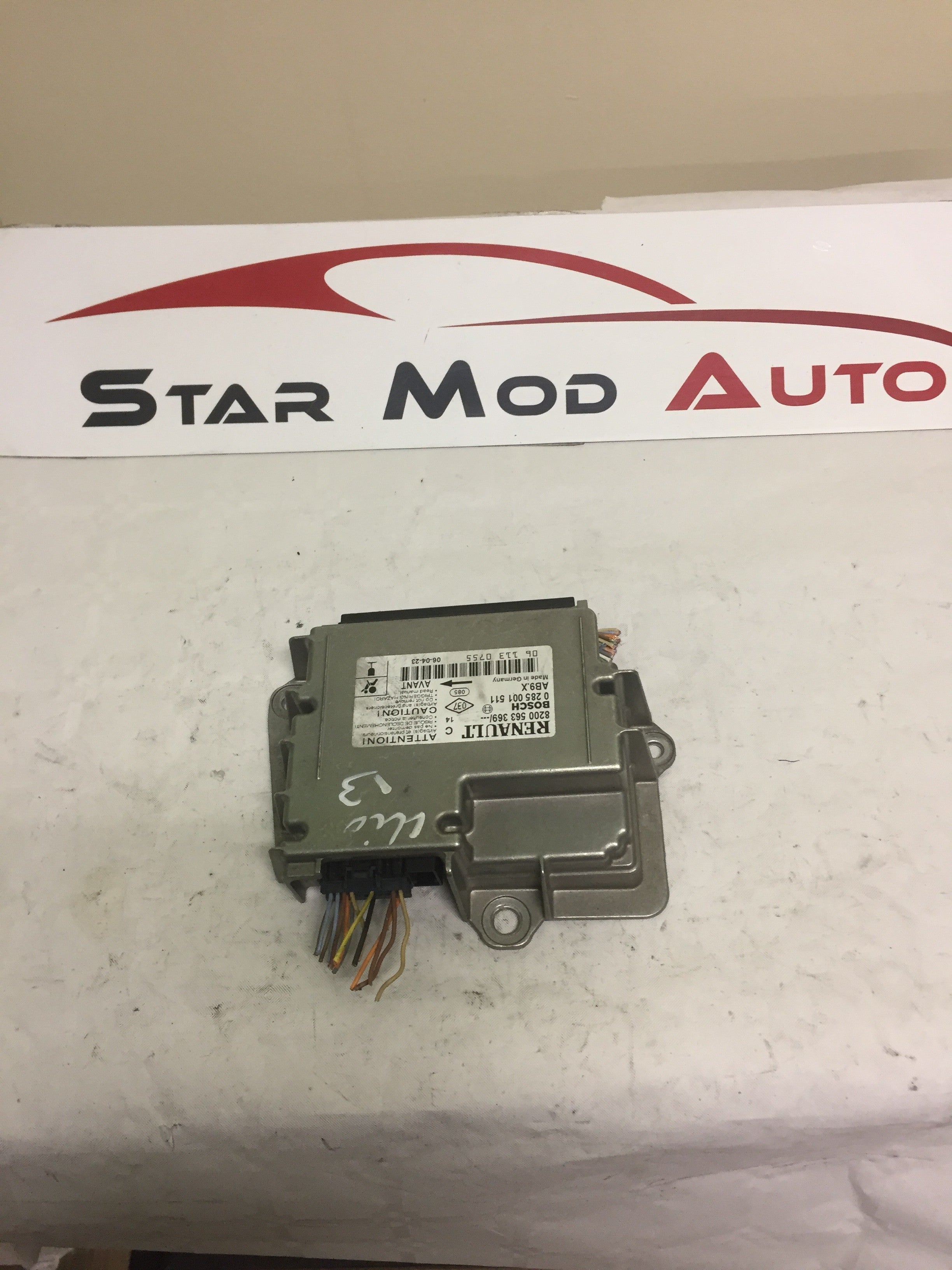 CALCULATEUR AIR BAG RENAULT CLIO 3 2006