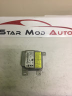 calculateur airbag Renault Clio 2 phase 1 année 99 1.6 essence de marque Bosch ref 8200277317