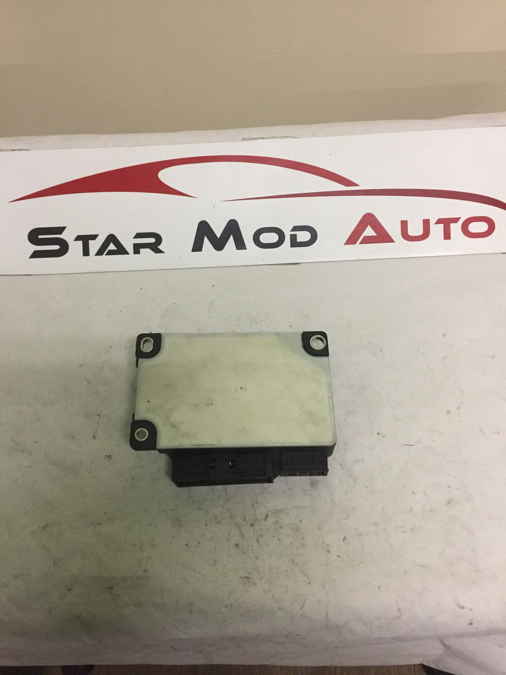 calculateur airbag Renault Megane 2 année 2007 de marque temic réf 285587230R