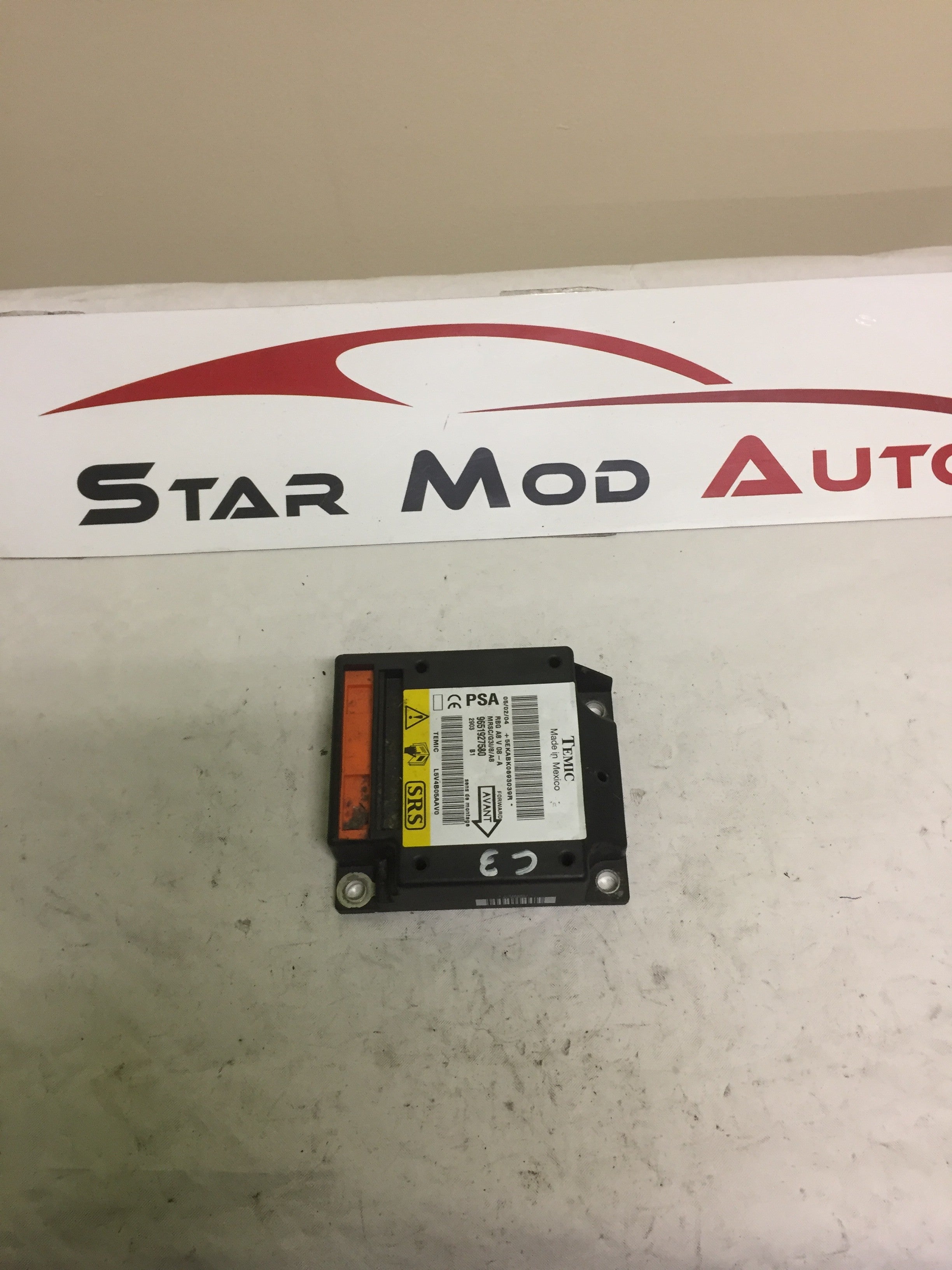 calculateur air bag Citroën c3 année 2007 de marque temic référence 9651927580