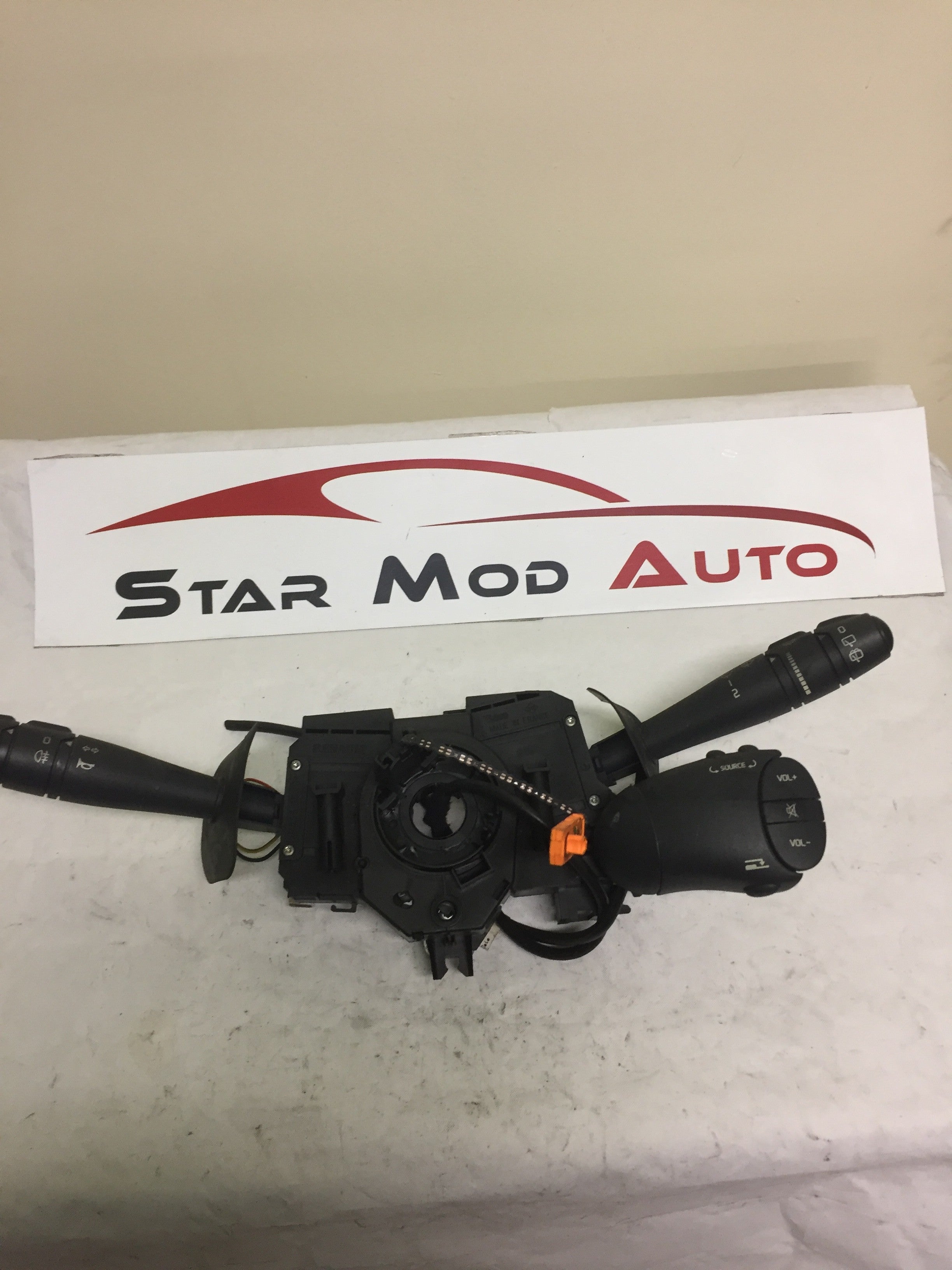 commodo com 2000 RENAULT CLIO 2 PHASE 1 99