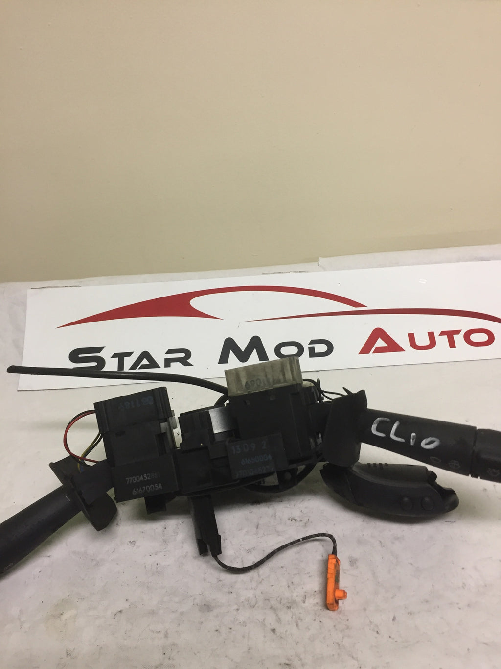 commodo com 2000 RENAULT CLIO 2 PHASE 1 99