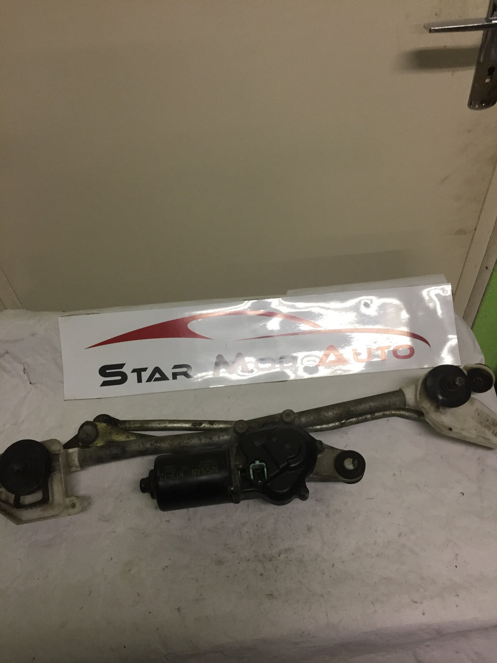 MOTEUR ESSUIE GLACE AVANT NISSAN MICRA MK12