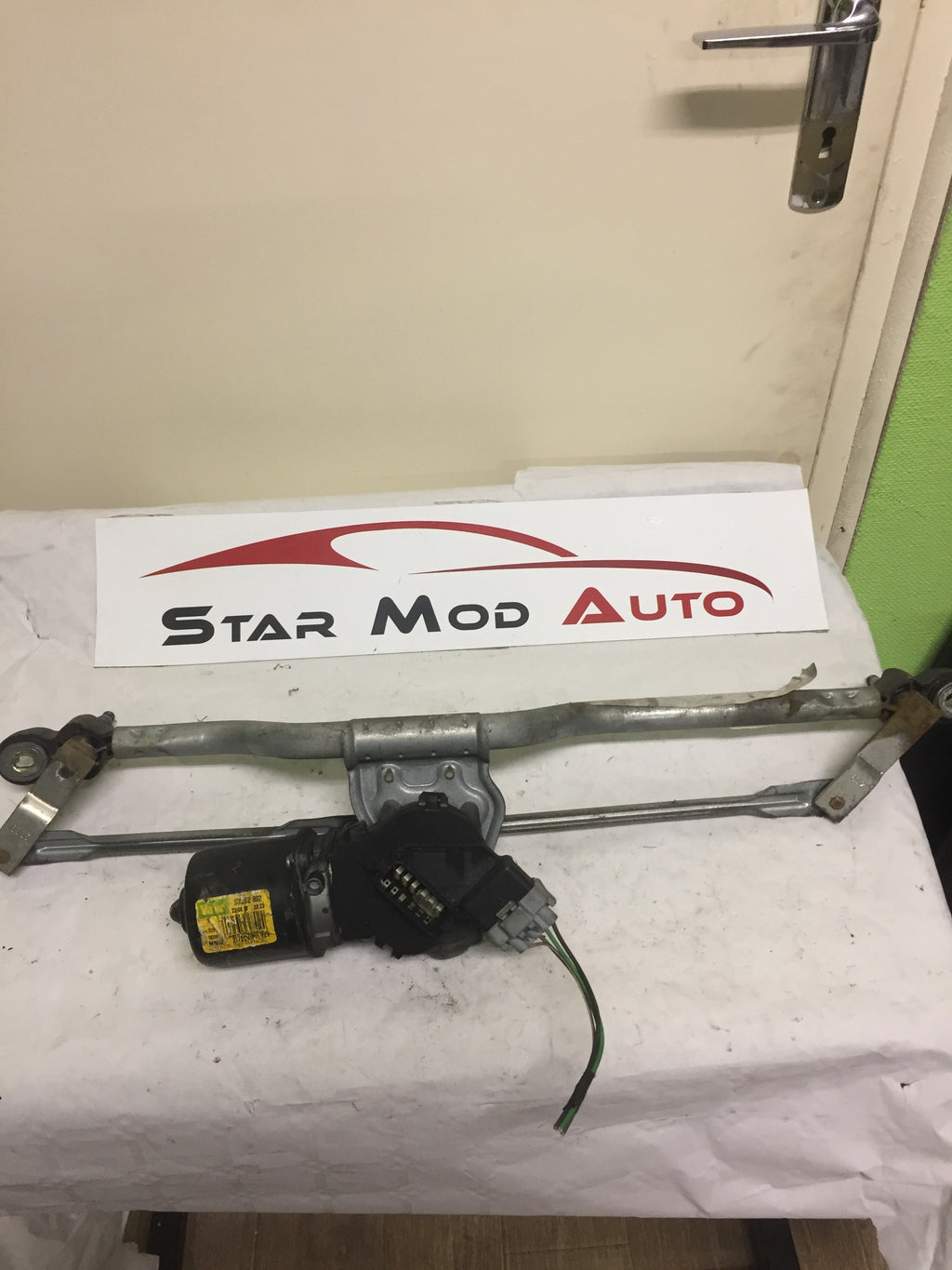 MOTEUR D ESSUIE GLACE AVANT CITROEN XANTIA 99