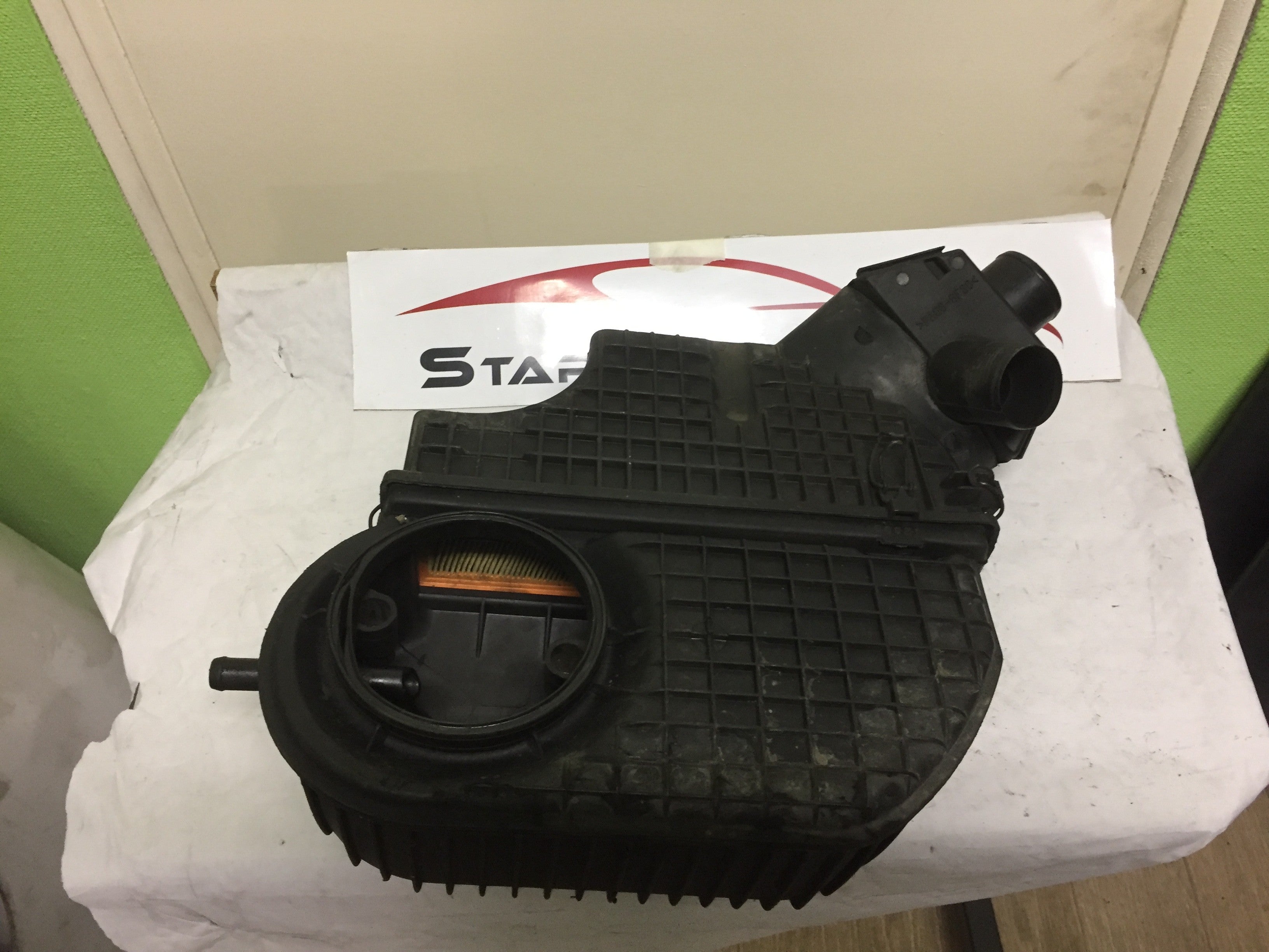 BOITIER FILTRE A AIR RENAULT TWINGO 1.2 ESSENCE 99