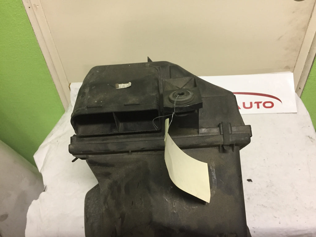 boitier filtre a air Volkswagen passât 1.8 essence année 2000