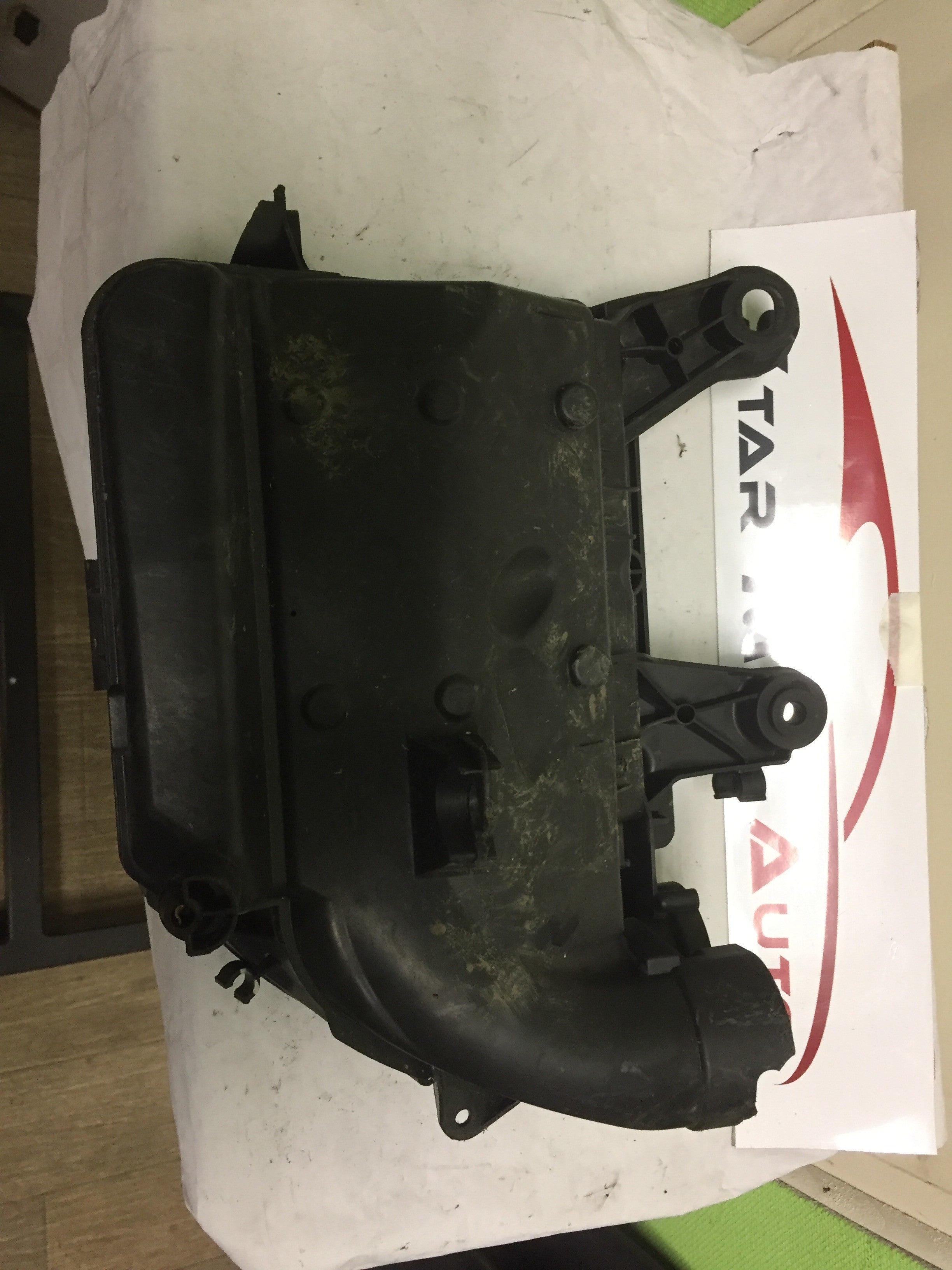 BOITIER FITRE A AIR PEUGEOT 308 1.6 EHDI 20011