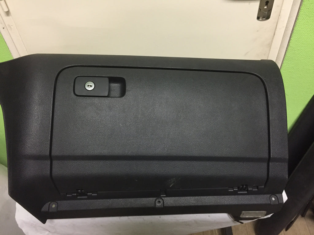 BOITE A GANT VOLKSWAGEN GOLF 6 2011