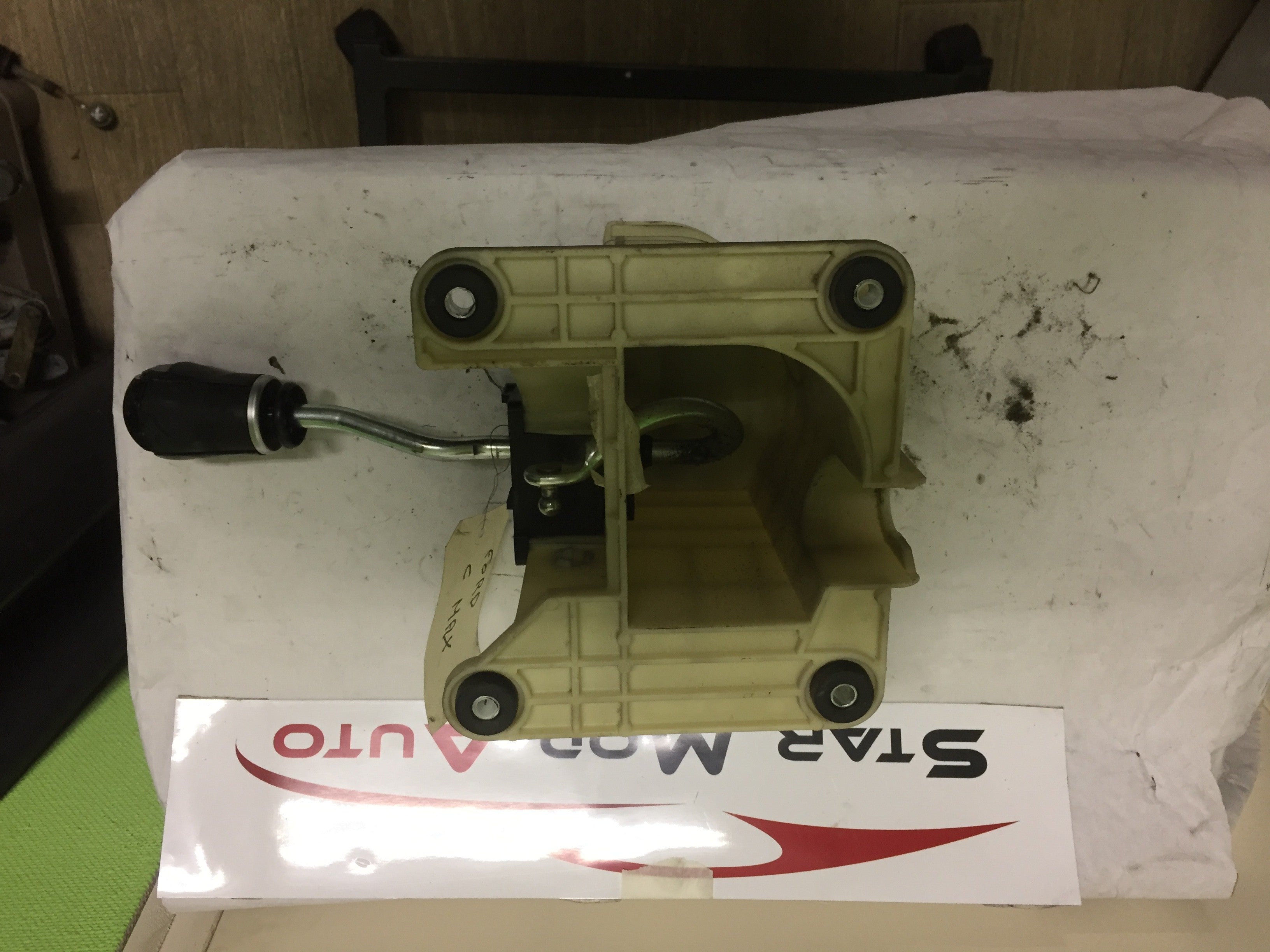 SELCTEUR DE VITESSE FORD C MAX 2006