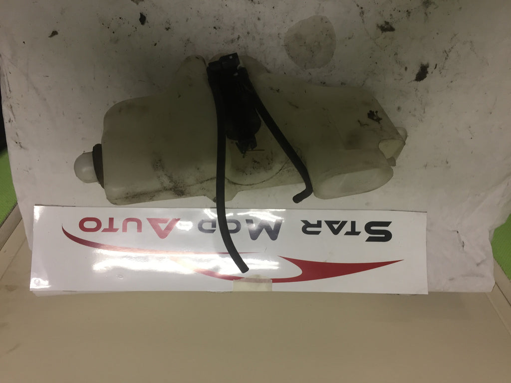RESERVOIR DE LAVE GLACE RENAULT CLIO 2
