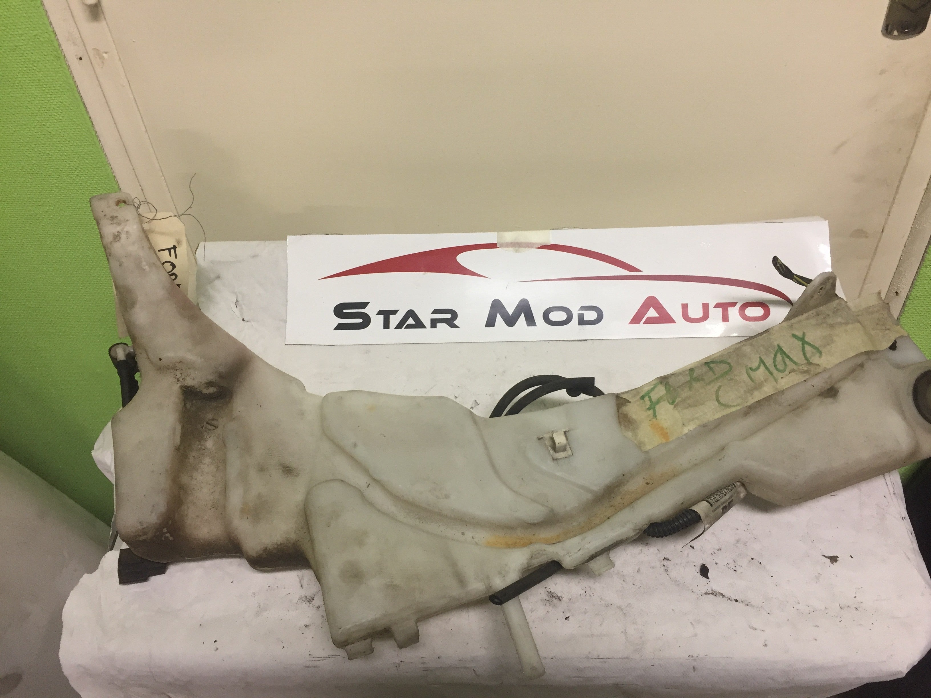 RESERVOIR DE LAVE GLACE FORD C MAX