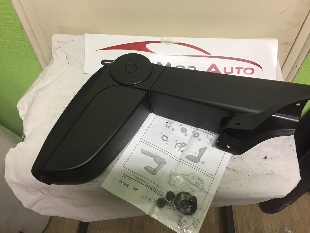 ACCOUDOIR CENTRALE CITROEN C3 PICASSO NEUF