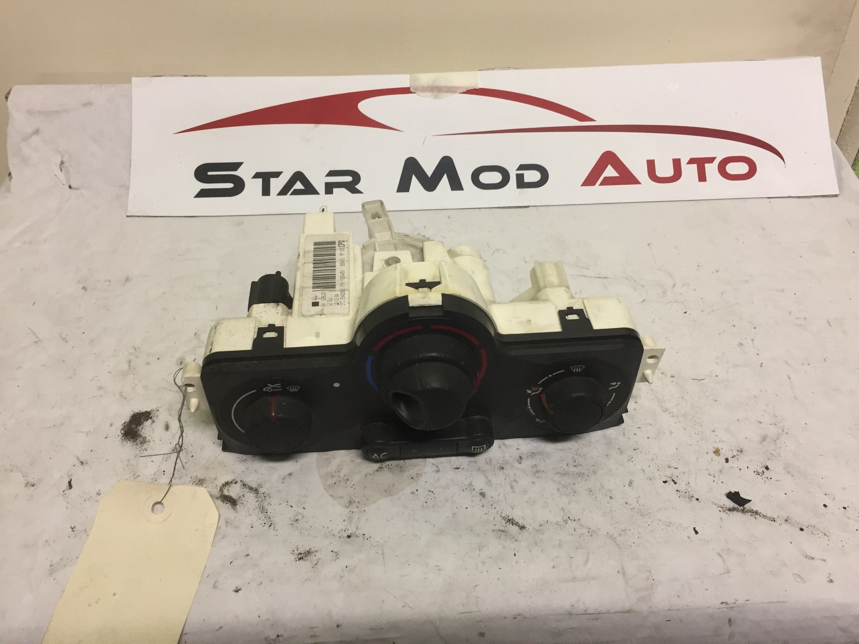 COMMANDE DE CLIM RENAULT CLIO 3 2006