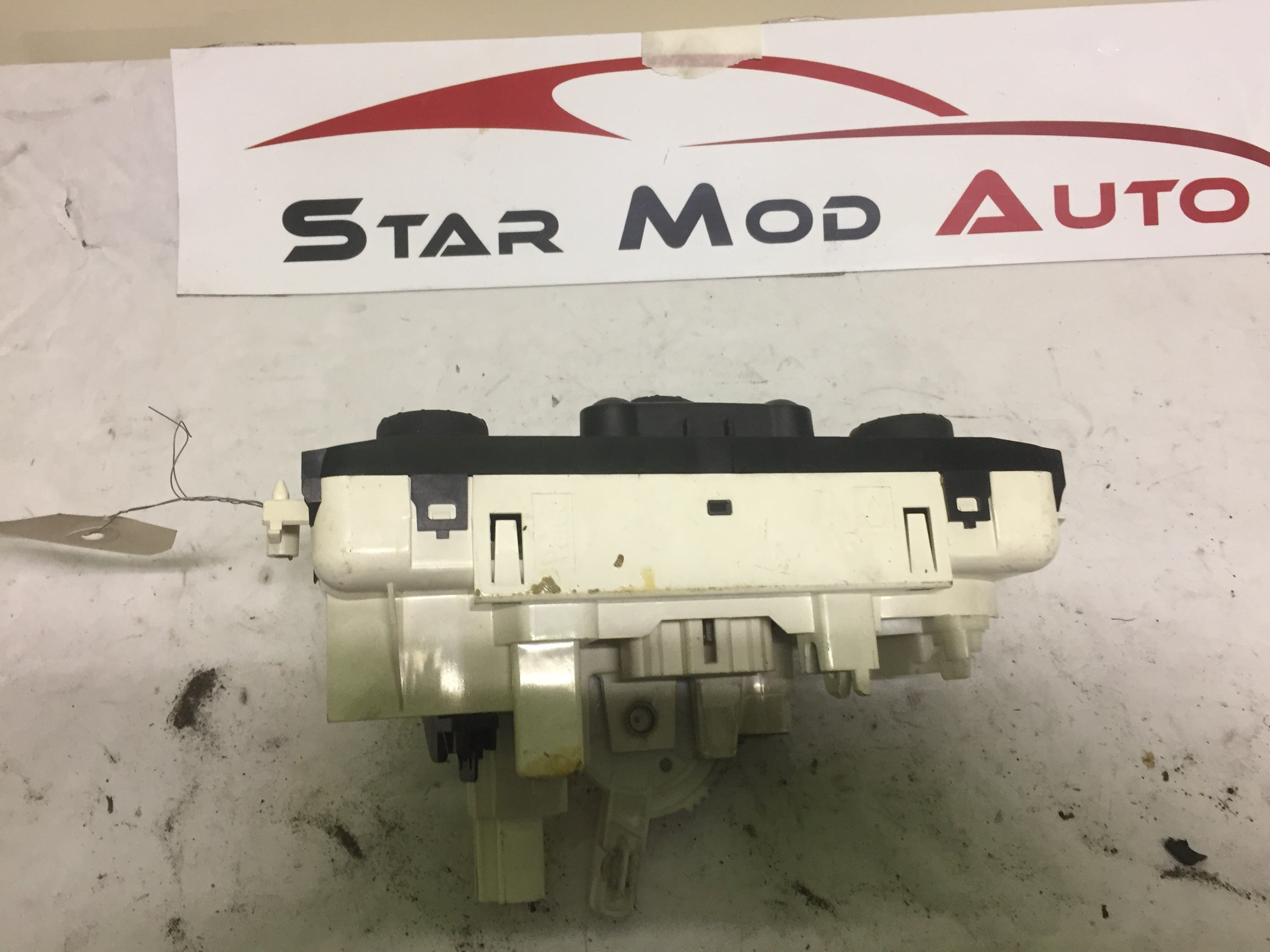 COMMANDE DE CLIM RENAULT CLIO 3 2006