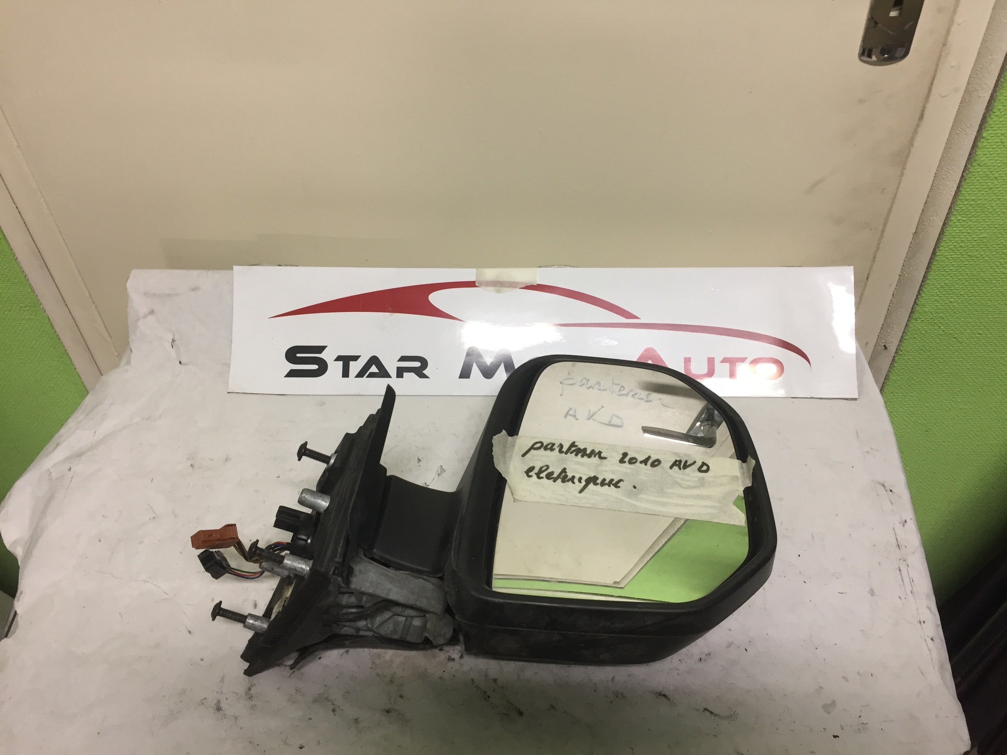 rétroviseur Peugeot Partner b9 année 2010 électrique