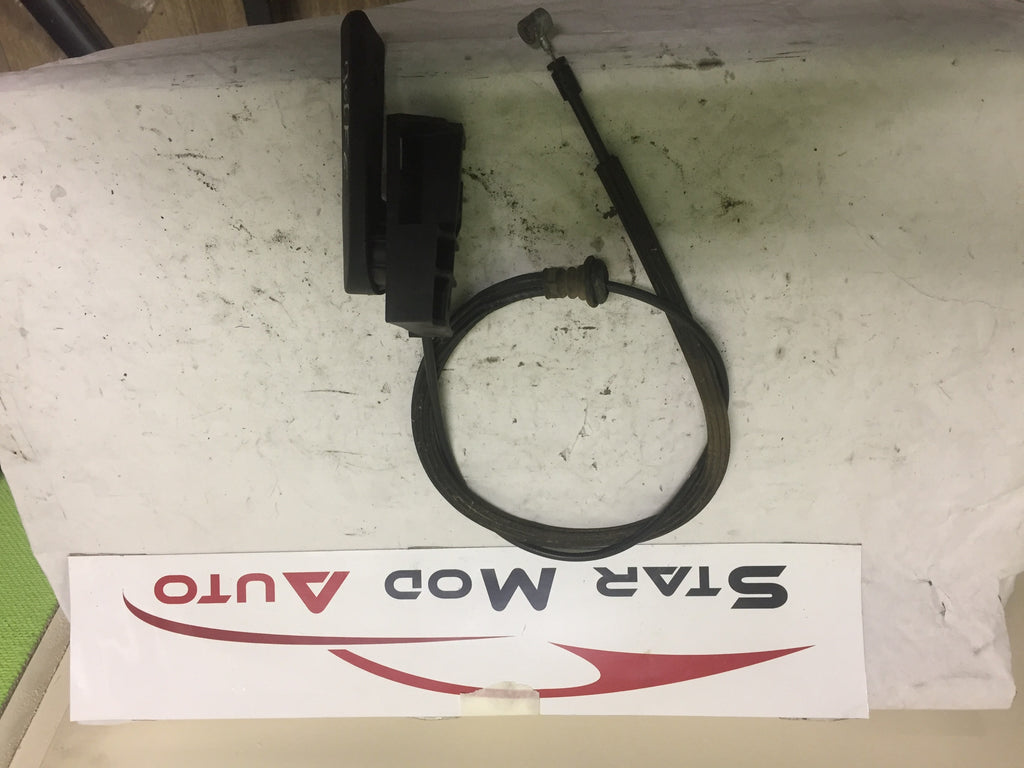 câble d ouverture de capot Volkswagen golf 6 2011