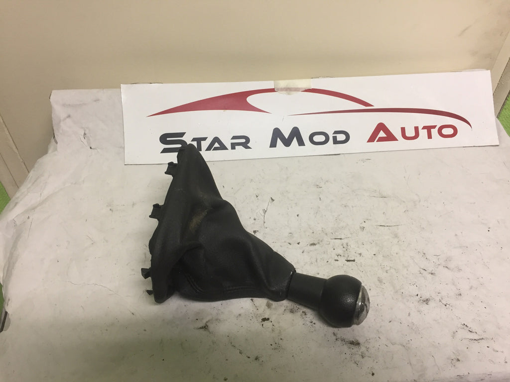 pommeau de vitesse Peugeot 207 2007