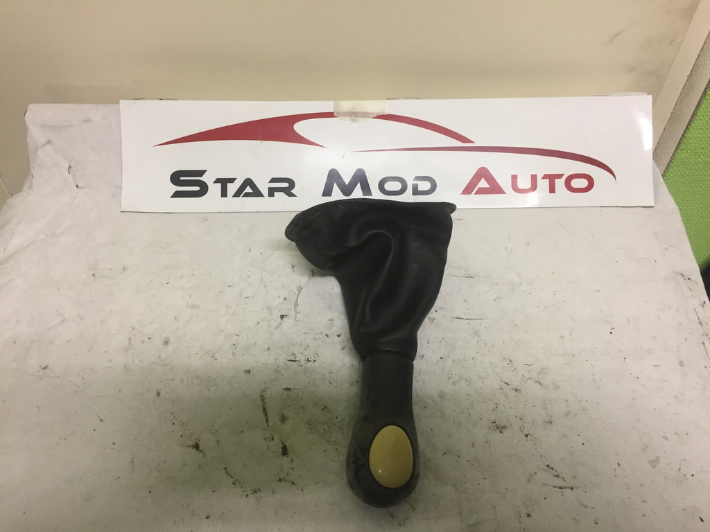 pommeau de vitesse nisan Micra mk12  2005