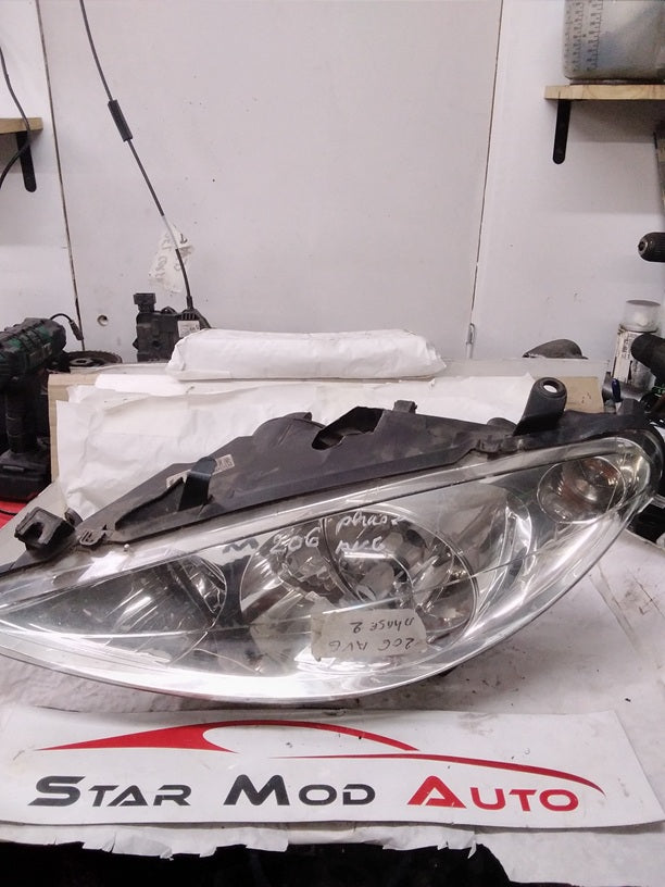 phare avant gauche Peugeot 206 phase 2 année 2005