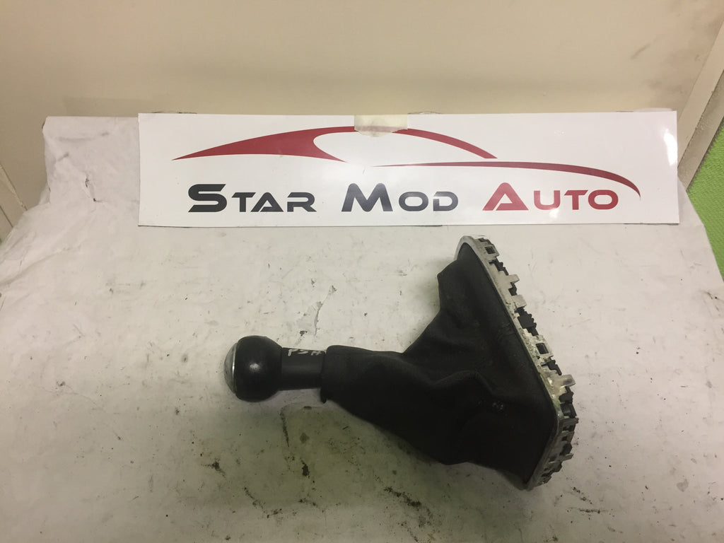 pommeau de vitesse Peugeot 407 2005