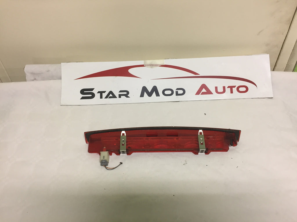 feux stop malle arrière Peugeot 307 2005