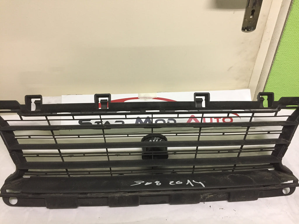 calandre par choc avant Peugeot 308 phase 2 2014