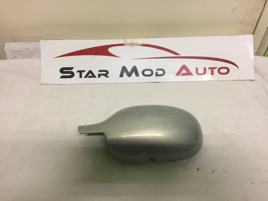 coque de rétroviseur avant gauche Renault Megane 2000