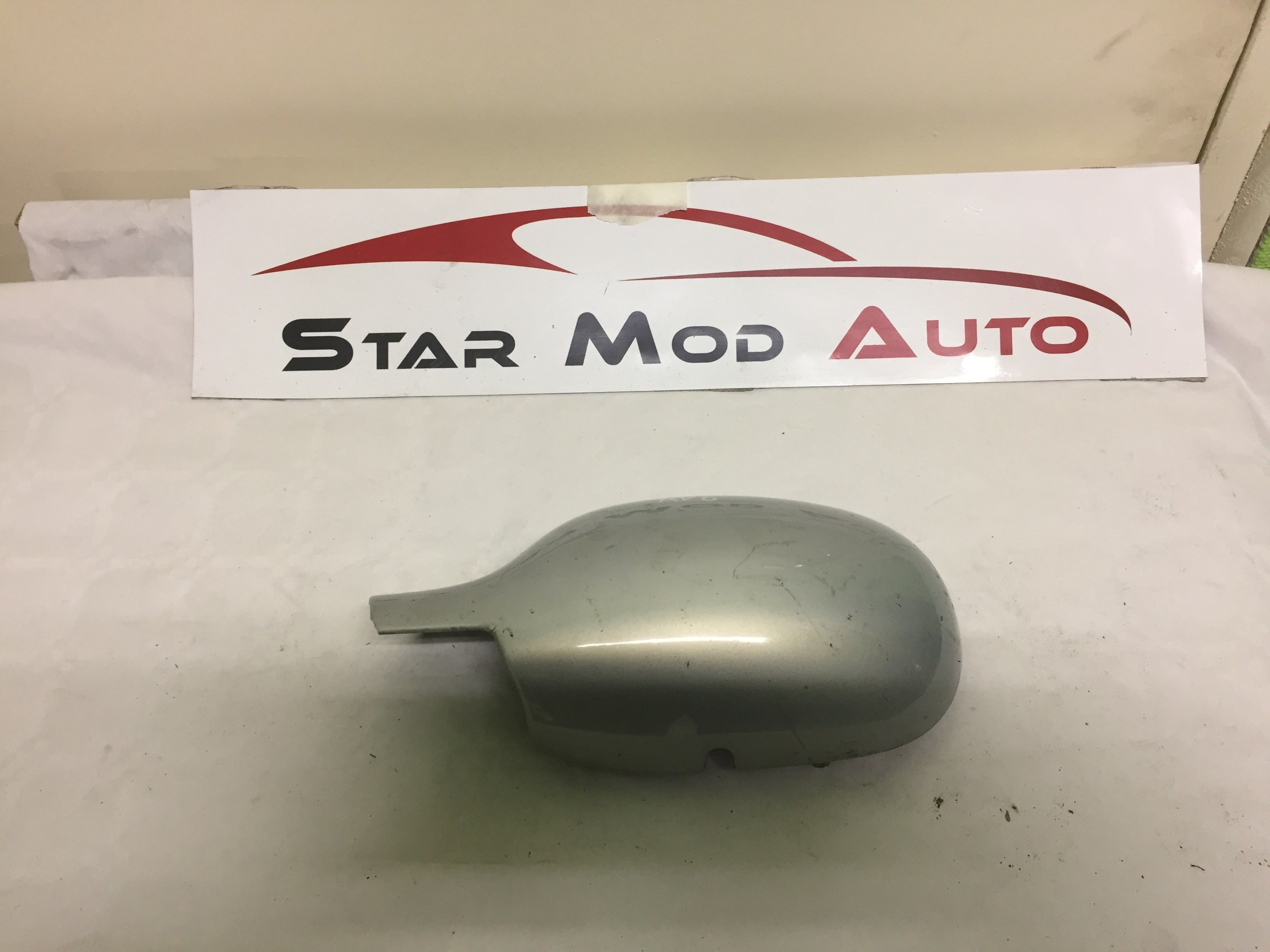 coque de rétroviseur avant gauche Renault Megane 2000