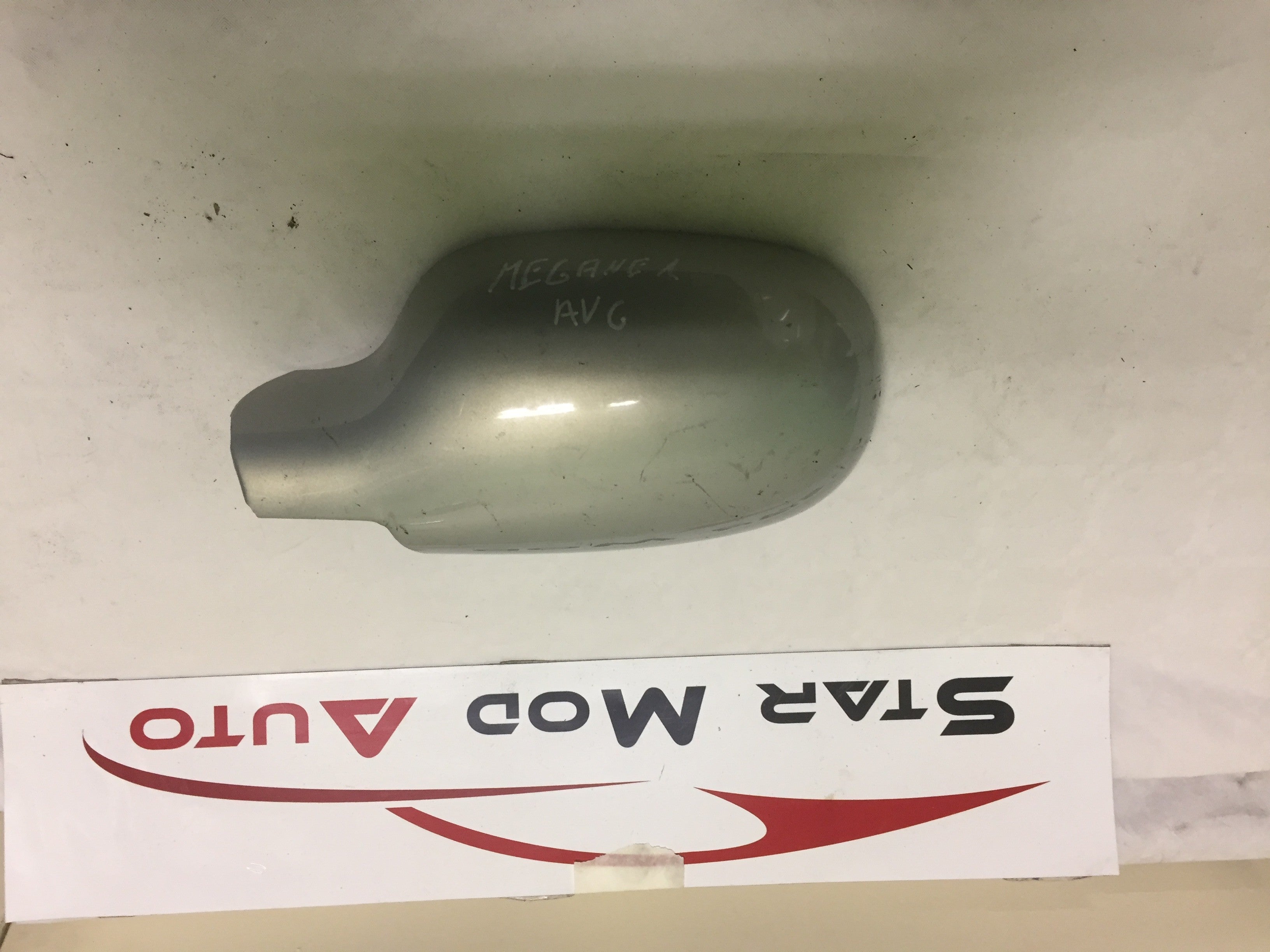 coque de rétroviseur avant gauche Renault Megane 2000